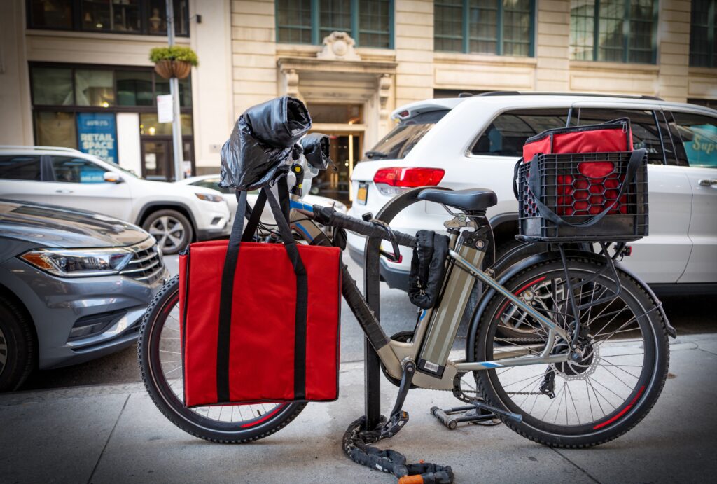 E-bike with delivery packages
