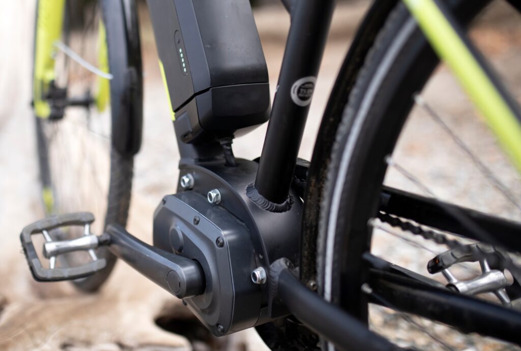 E-bike pedal assist system and battery