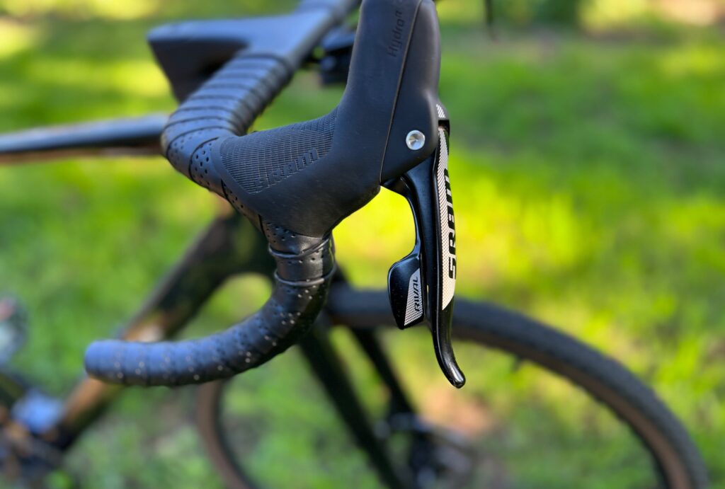 Right Side of Handlebar on CF Racer1